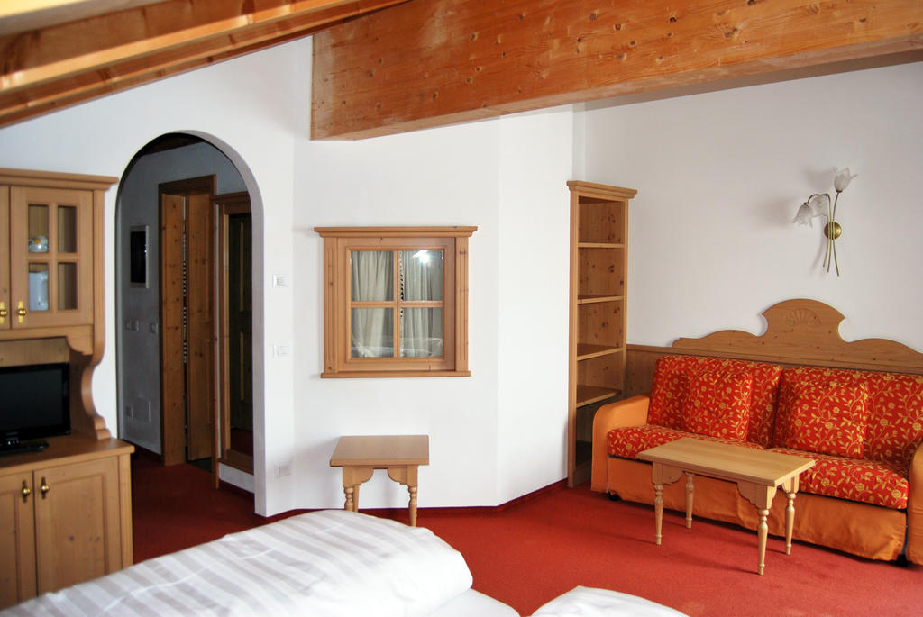Hotel Casa Del Campo Madonna di Campiglio Room photo