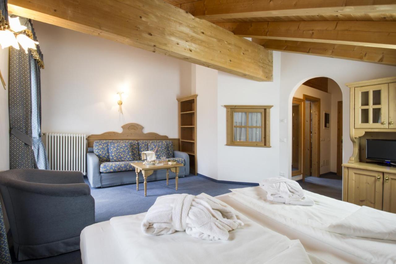 Hotel Casa Del Campo Madonna di Campiglio Exterior photo