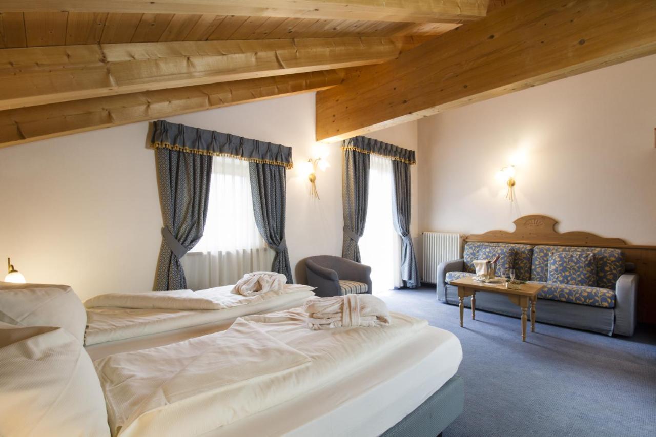 Hotel Casa Del Campo Madonna di Campiglio Exterior photo