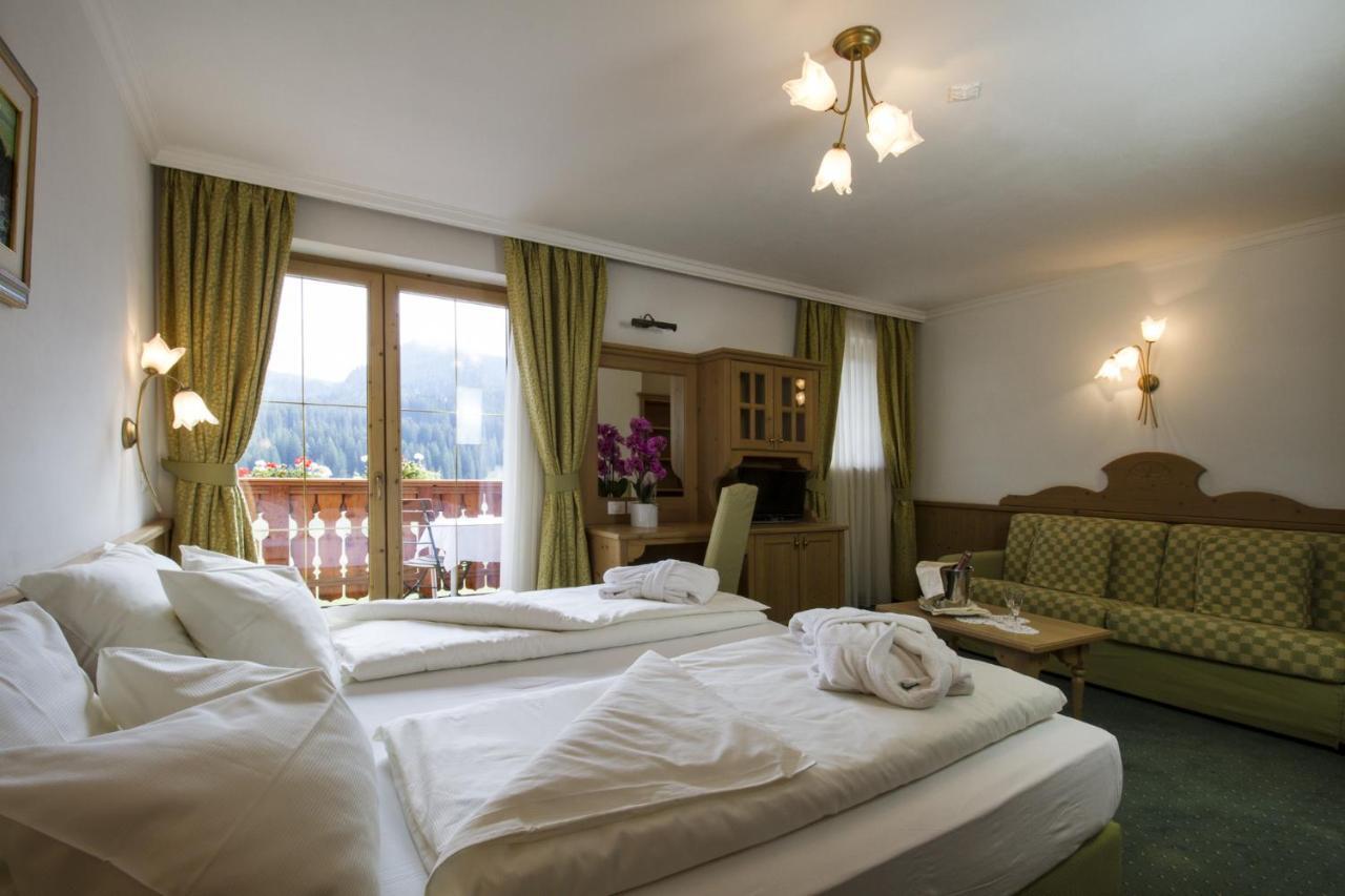 Hotel Casa Del Campo Madonna di Campiglio Exterior photo
